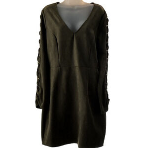 Fashion To Figure Dress Size 1XL Faux Suede Olive Green Grommet Sleeves Trendy